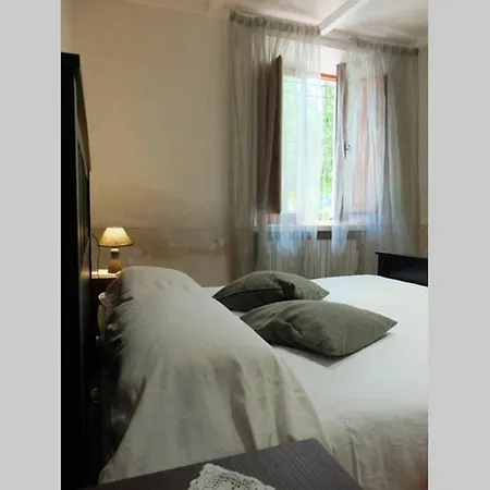 La Casina Di Bruna Appartamento Mommio